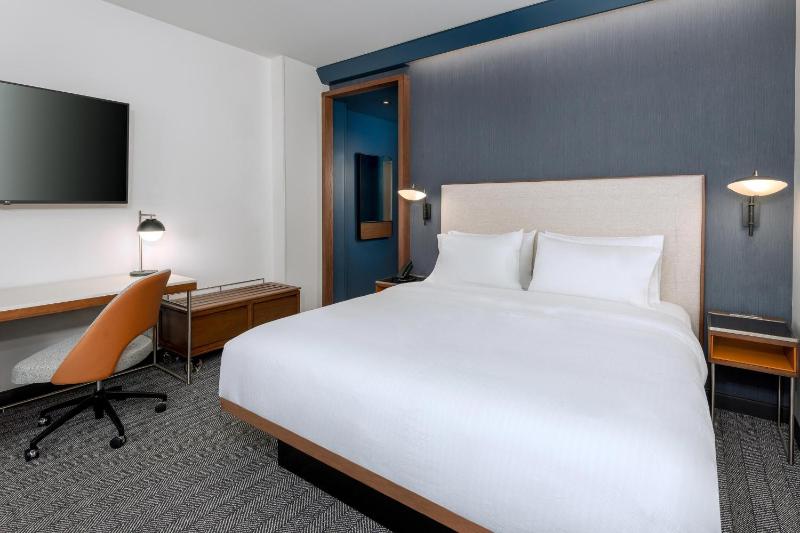 Courtyard by Marriott Atlanta Midtown - image 23
