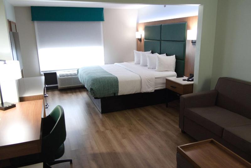 King Room - Non-Smoking image 1