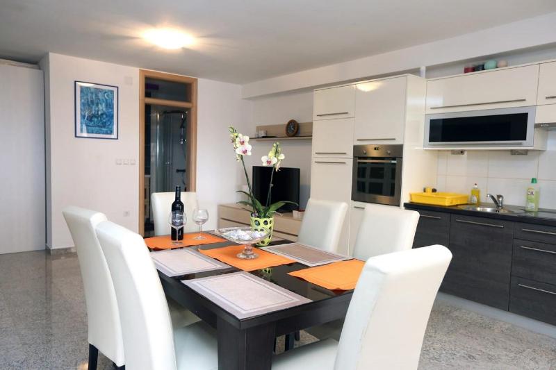 Villa Analena - Two Bedroom Apartment 3 - image 12