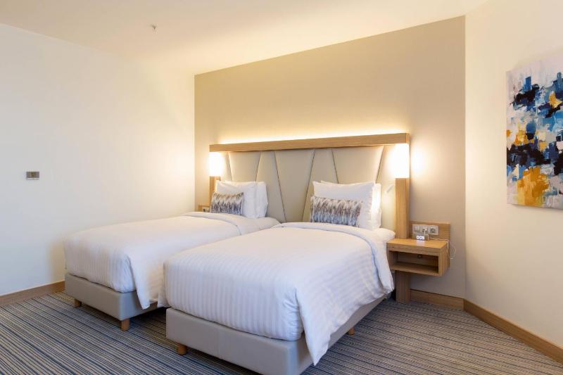 Deluxe, Guest room, 2 Twin/Single Bed(s), City view image 1