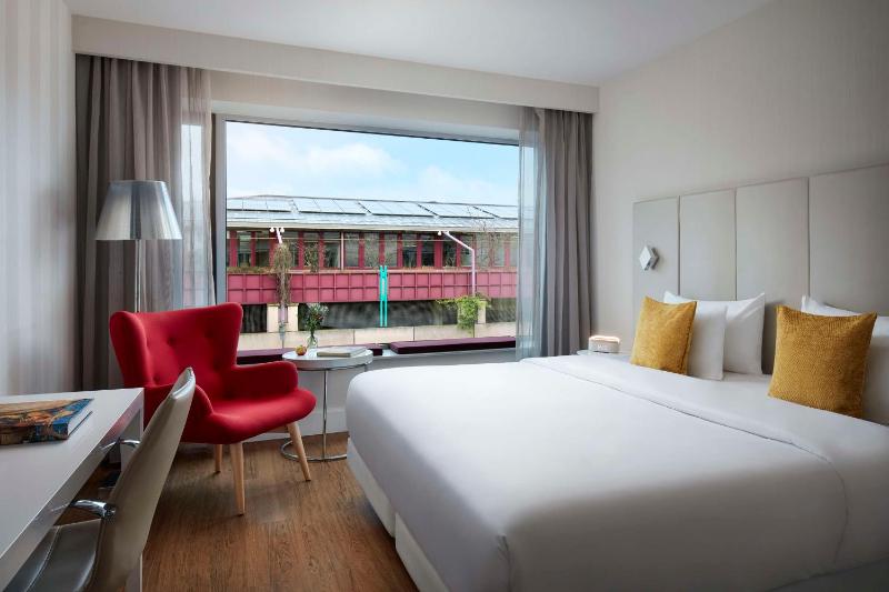 Superior Double or Twin Room image 1