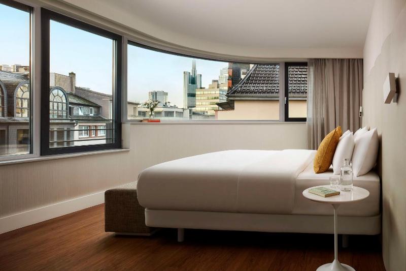 Suite image 1