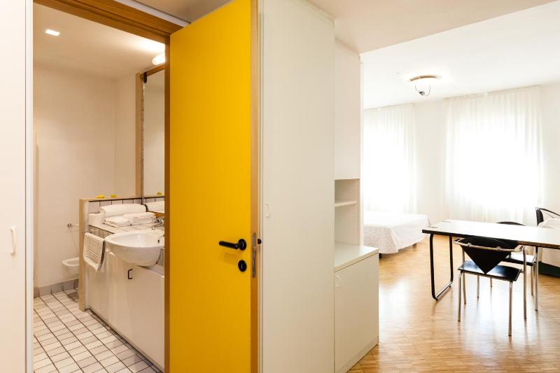 Standard Apartment image 4