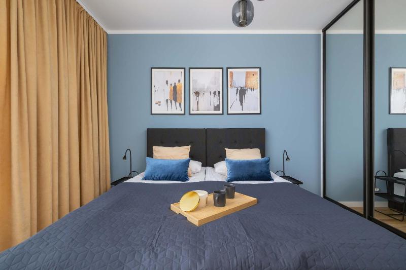 Apartamenty Urban Sunset w Katowicach blisko Spodka i parku z Parkingiem Klimatyzacją i Balkonem by Noclegi Renters - image 11