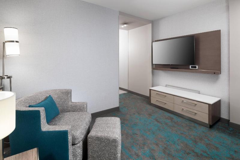 COURTYARD by MARRIOTT HOUSTON HEIGHTS/I-10 - image 6
