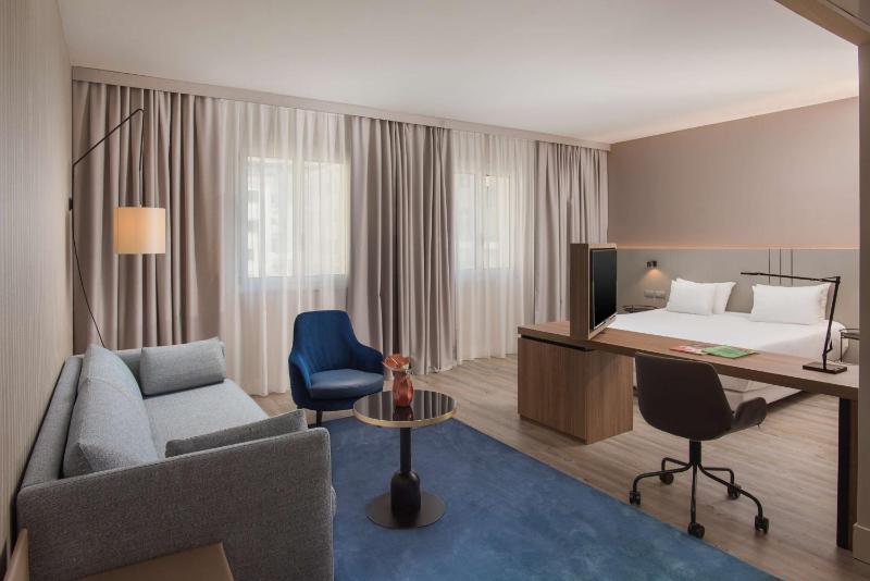 Junior Suite image 1