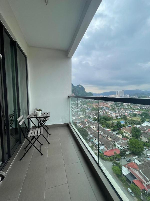 Urban 360 Studio Love Rara Suite Homestay - image 12