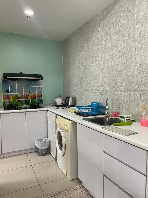 Urban 360 Studio Love Rara Suite Homestay - image 5