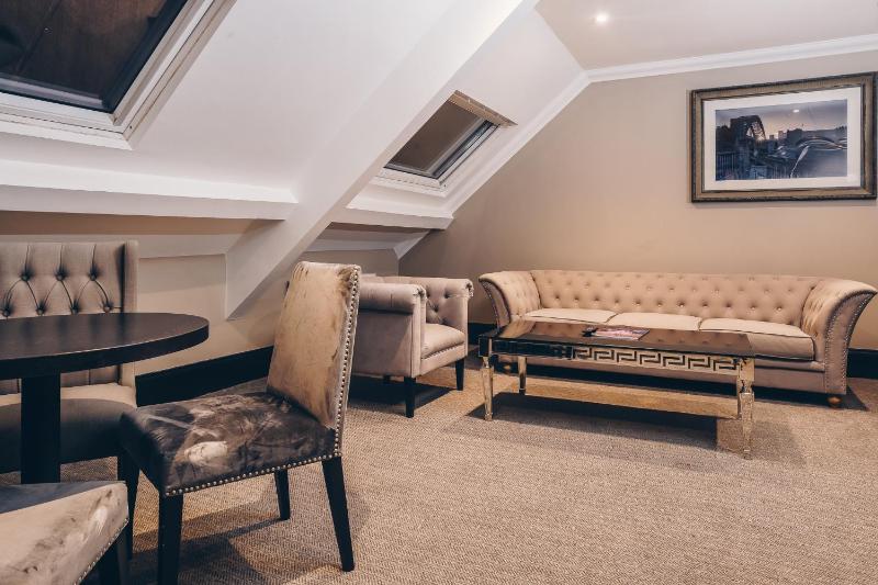 West Wing Penthouse image 1