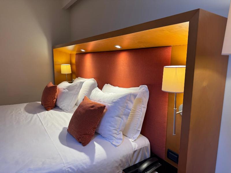 Double Room - Attic image 1