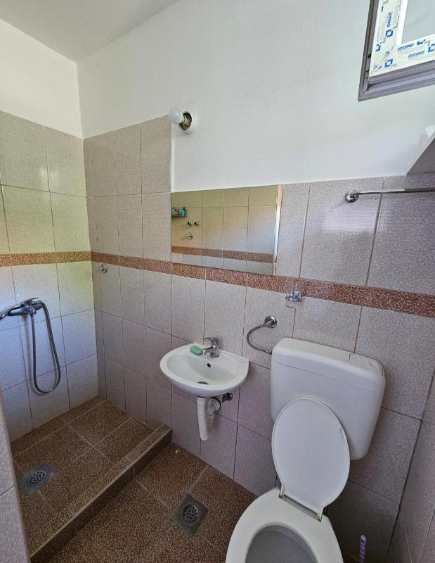 Apartment image 3