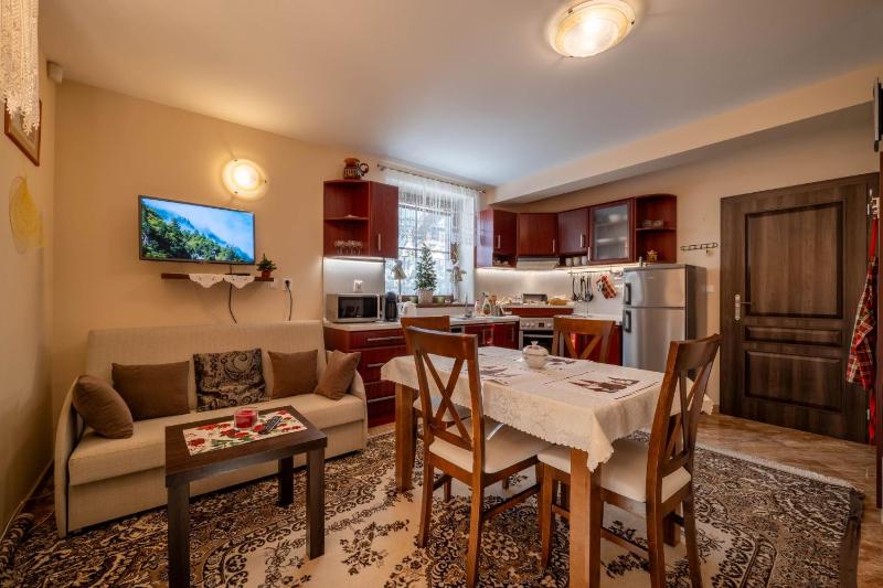 One-Bedroom Apartment image 1