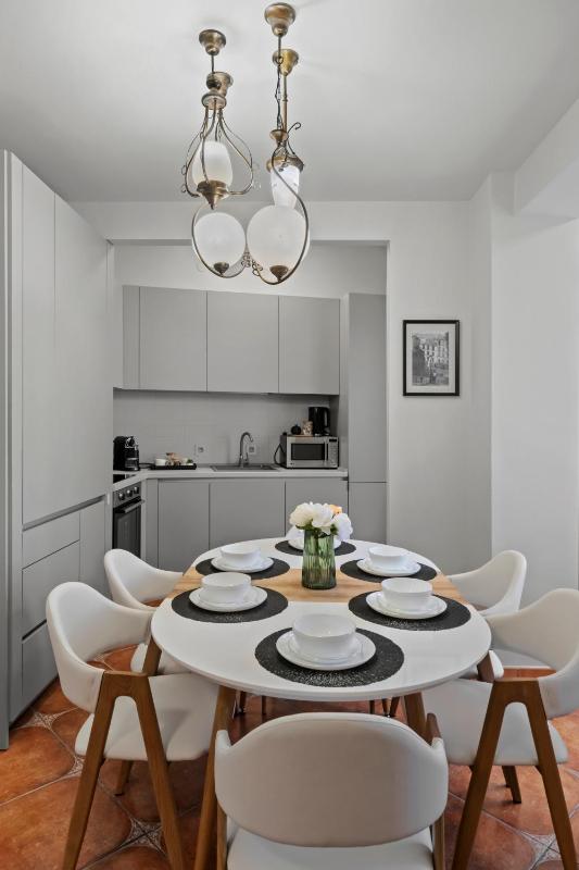 Bucharest Ultracentral Apartments - image 3
