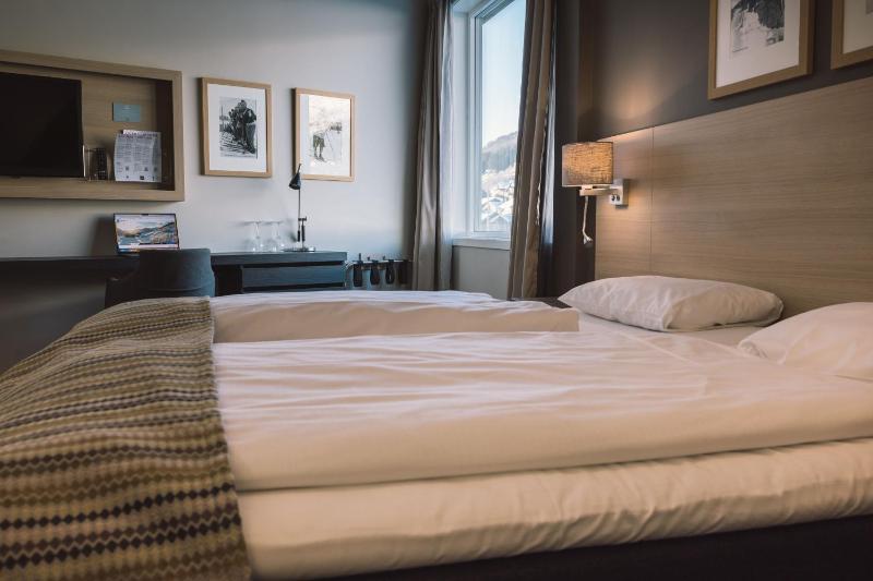 Superior Double Room image 1