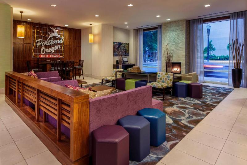 Courtyard by Marriott Portland City Center - image 41
