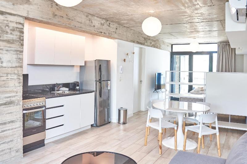 Up Recoleta Apartments - image 1