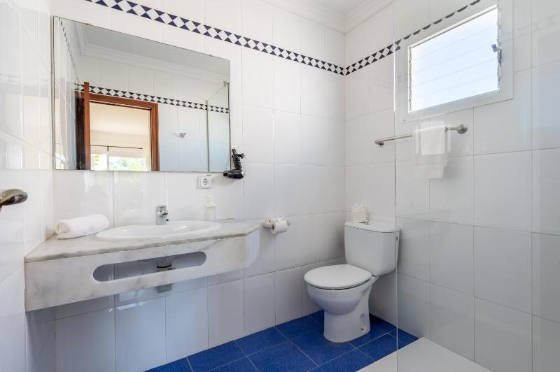 Double or Twin Room with Terrace and Pool View image 1