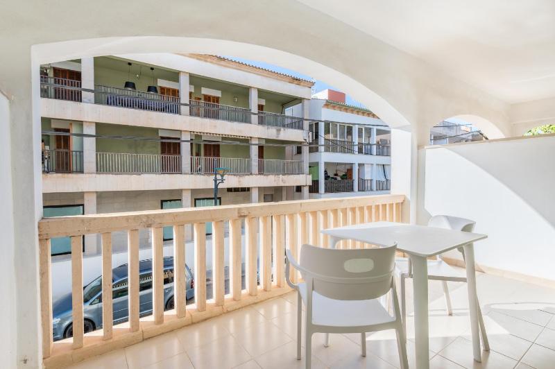 Single Room with Terrace image 4