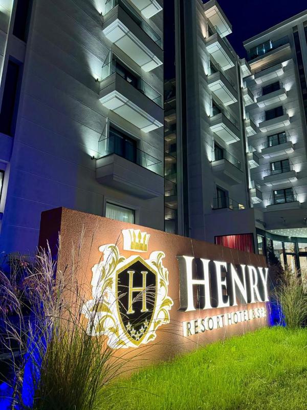 Henry Resort & Spa - image 5
