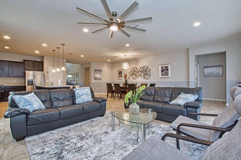 8 Bedroom Home at Windsor Westside with Top Amenities - image 1