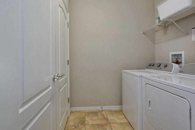 8 Bedroom Home at Windsor Westside with Top Amenities - image 33