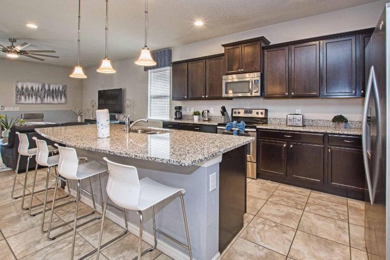 8 Bedroom Home at Windsor Westside with Top Amenities - image 49