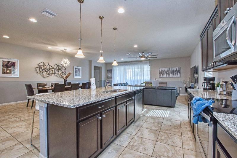 8 Bedroom Home at Windsor Westside with Top Amenities - image 48
