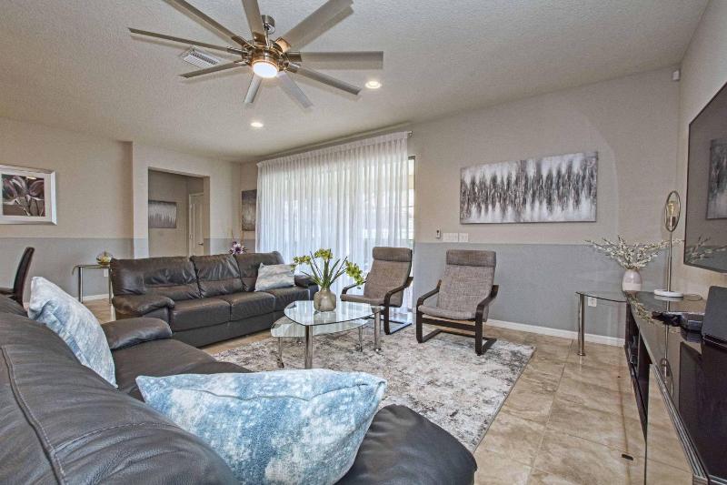 8 Bedroom Home at Windsor Westside with Top Amenities - image 41