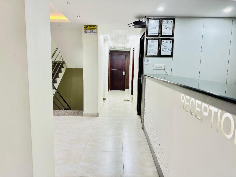 Airport Budget Hotel - image 7