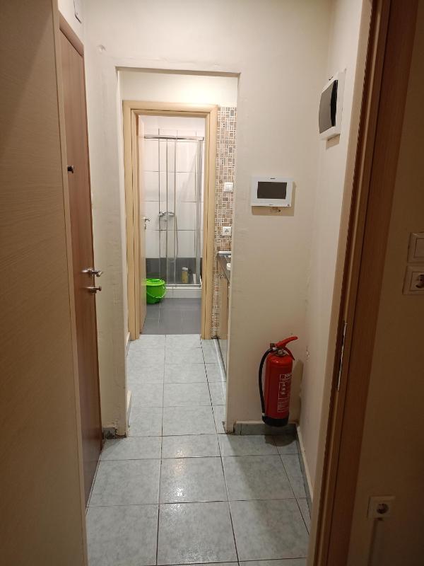 Athens Downtown Apartment - image 9