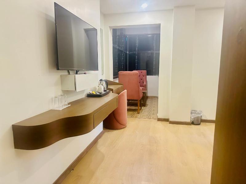 Airport Budget Hotel - image 6
