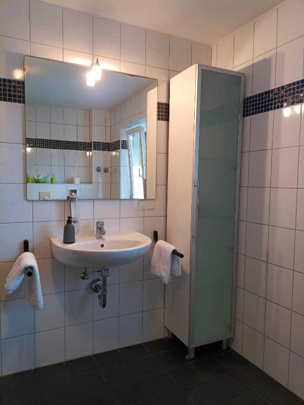 Deluxe Triple Room image 3