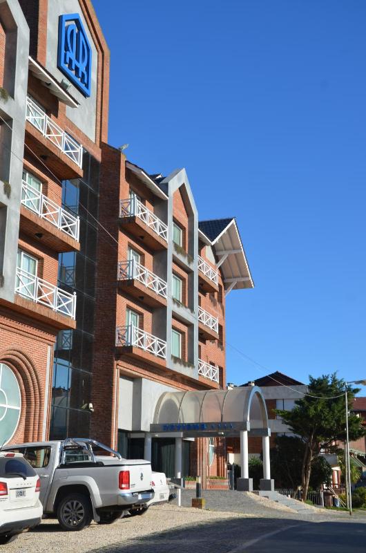 Hotel Reviens - image 13
