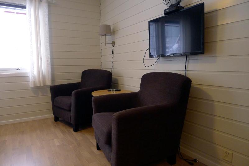 Standard Twin Room image 3