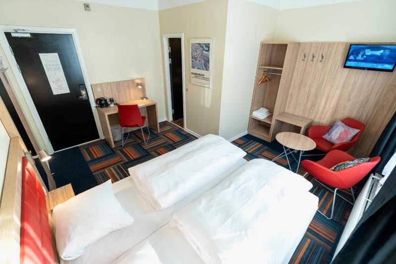 Superior Double or Twin Room image 3