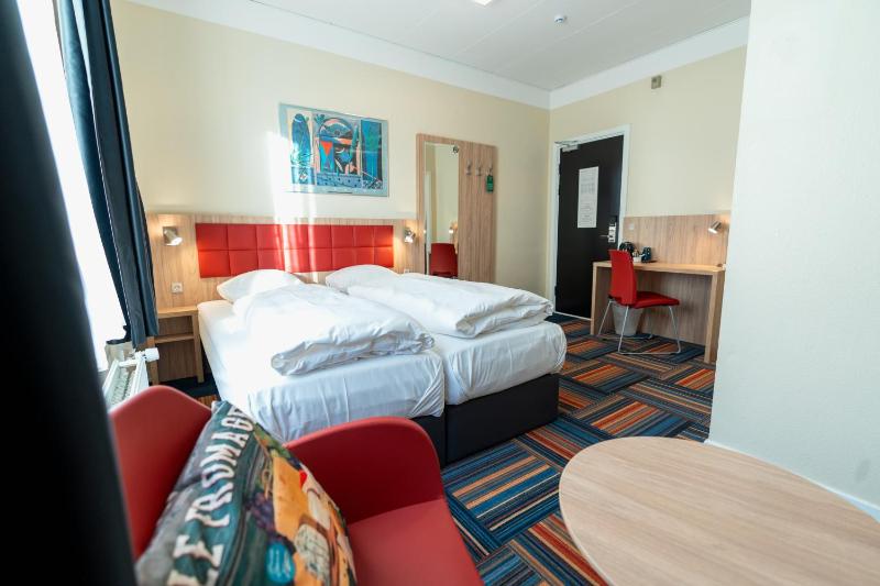Superior Double or Twin Room image 2