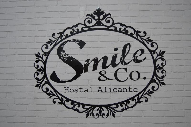 Hotel Smile & Co Hostal Boutique - image 36
