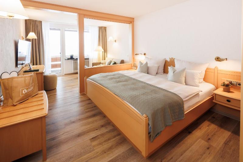 Comfort Double Room with Balcony image 3