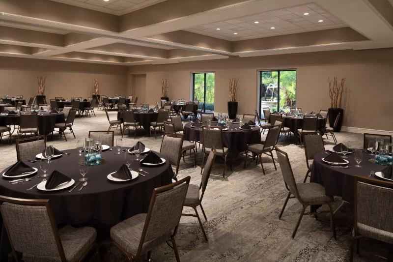 Courtyard by Marriott Bradenton Sarasota/Riverfront - image 10