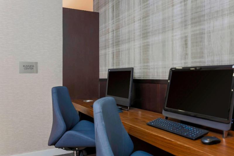 Courtyard by Marriott Tampa Brandon - image 25