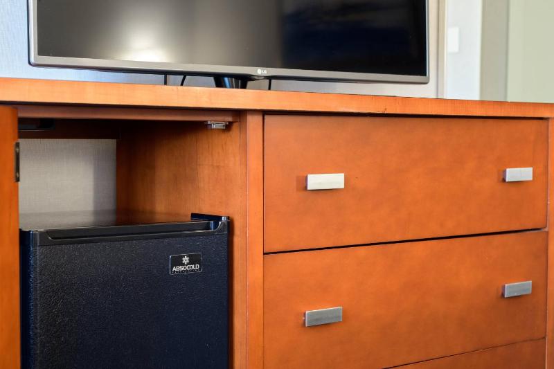 Courtyard by Marriott San Diego Old Town - image 6