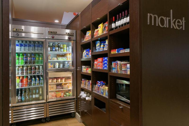 Courtyard by Marriott San Diego Old Town - image 16