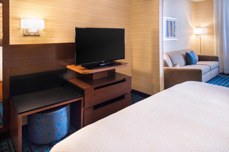 Queen Suite image 2