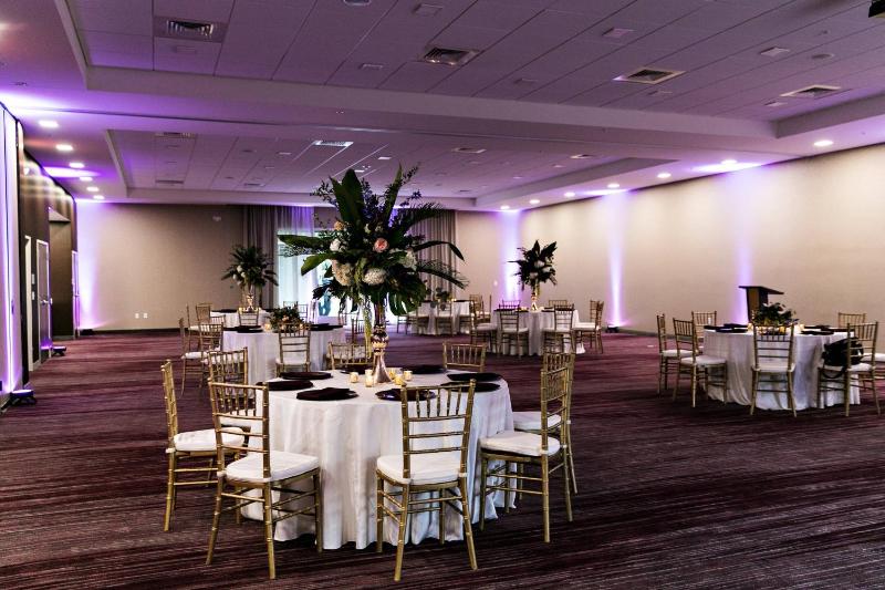 Courtyard by Marriott Savannah Airport - image 28