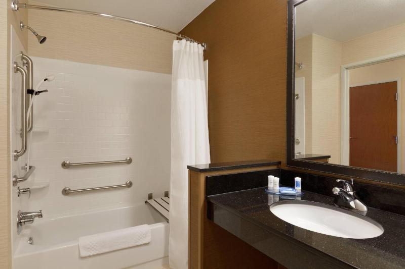 King Room image 2