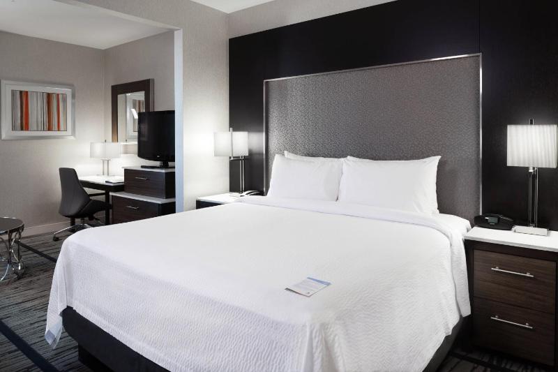 King Suite image 2