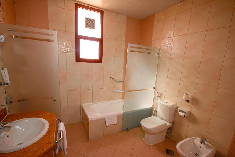 One-Bedroom Villa with King Bed image 1
