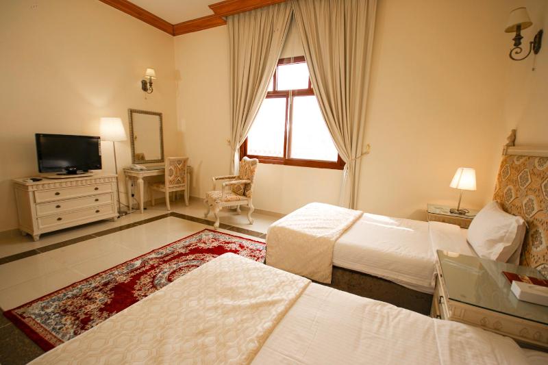 Two-Bedroom Villa image 2