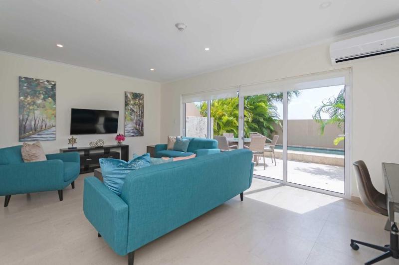 EagleBeach-Private Pool-Island Delights townhome12 - image 4
