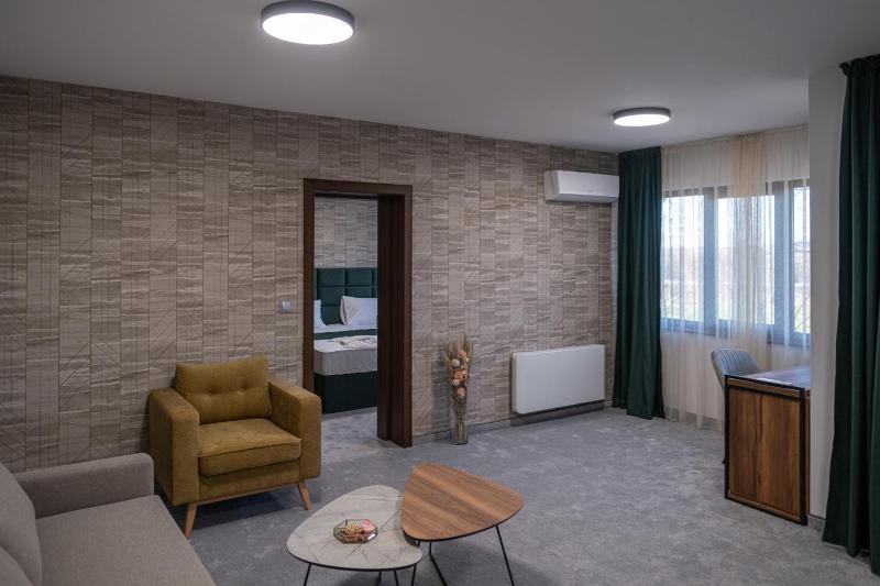 Deluxe Apartment image 1